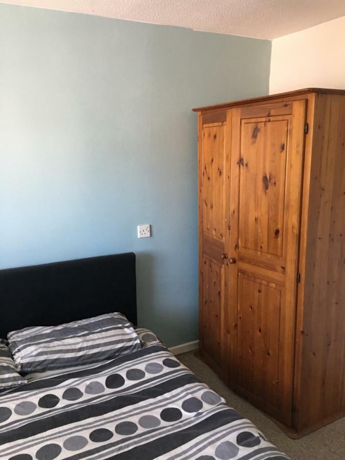 Apartament Travelling Stop Swindon Zewnętrze zdjęcie